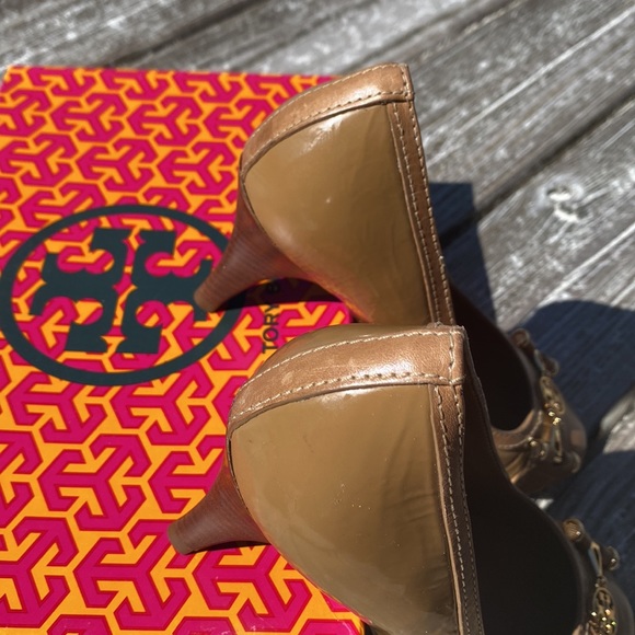 VGC Tory Burch Daria Mid Heel pump style 11128614 size 7 color sand – 255 - Picture 5 of 6